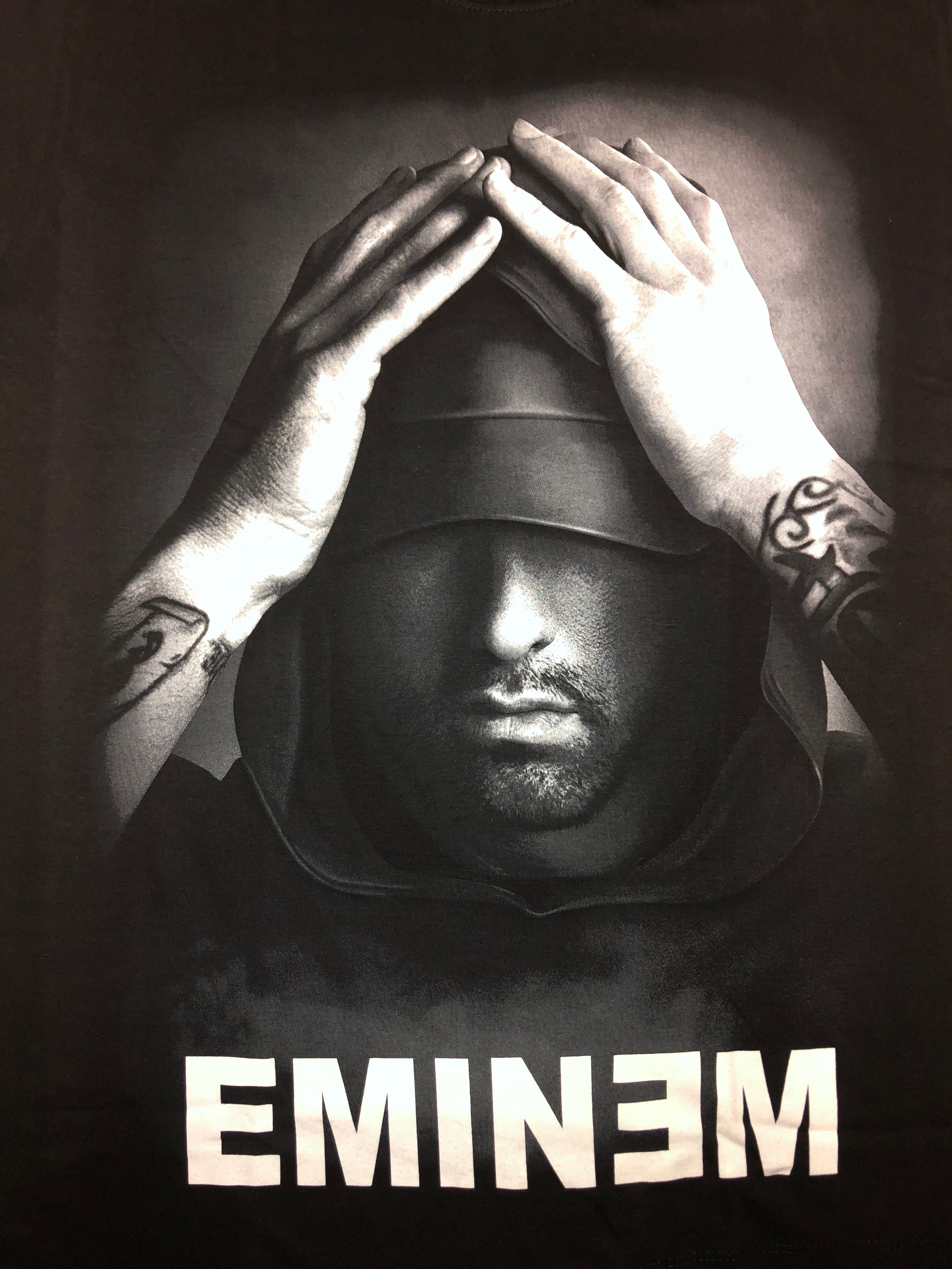 Eminem T-shirt - Hand on Head - HH02