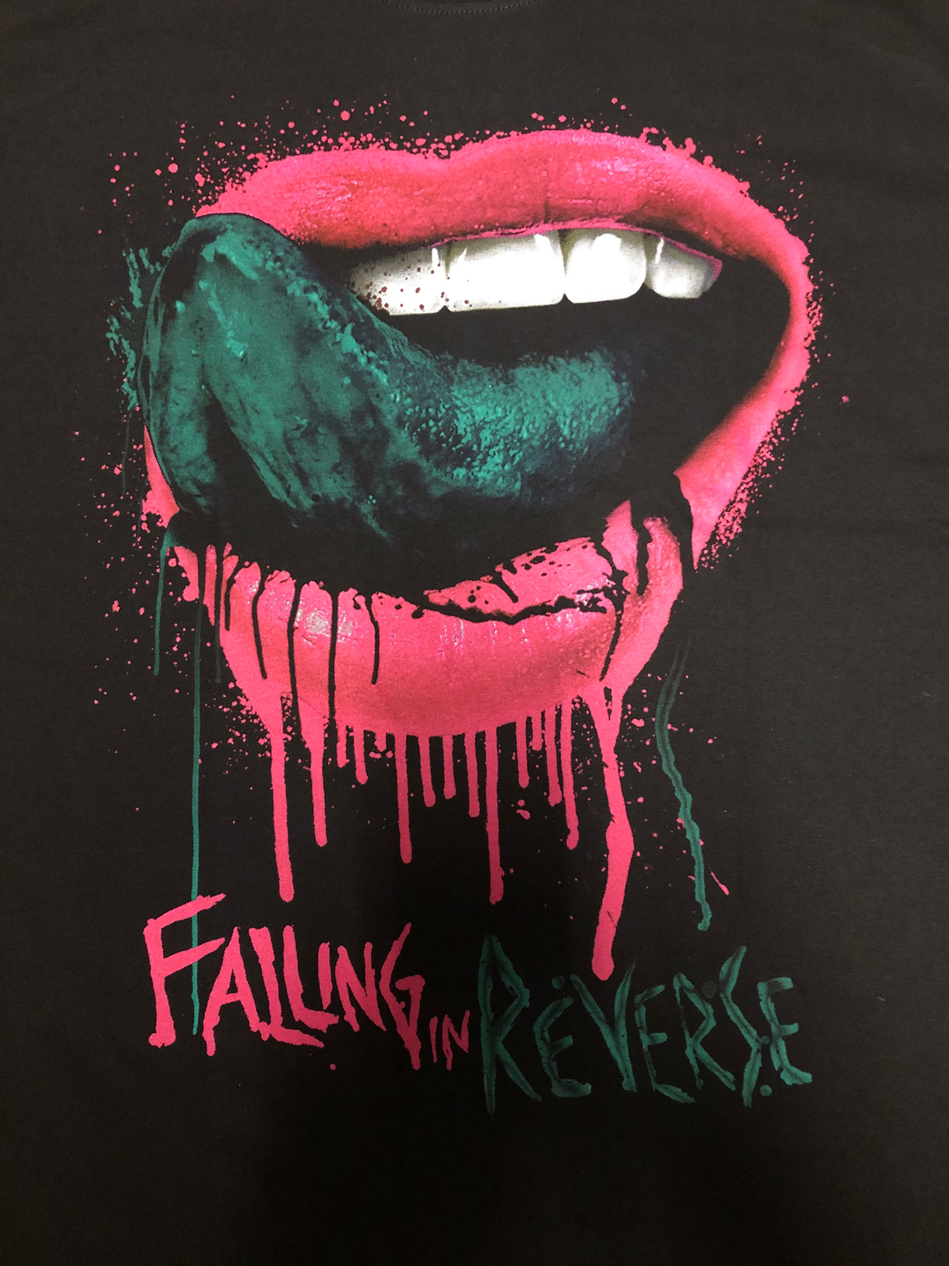 Falling In Reverse Jacket Falling in Reverse T-shirt - LIPS - RCK195 – Rockio Clothing