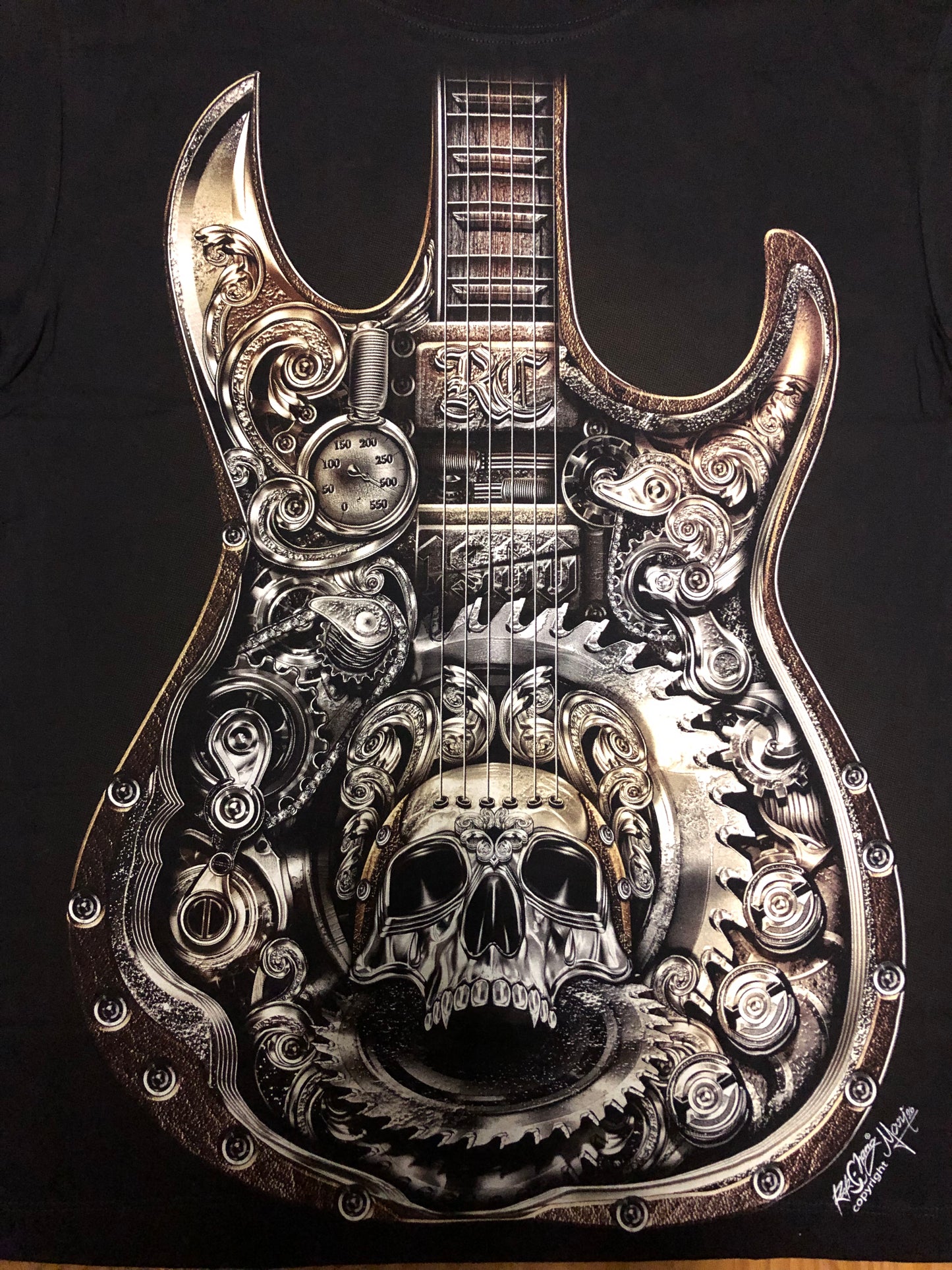 SK09 - Skull - Steel Guitar