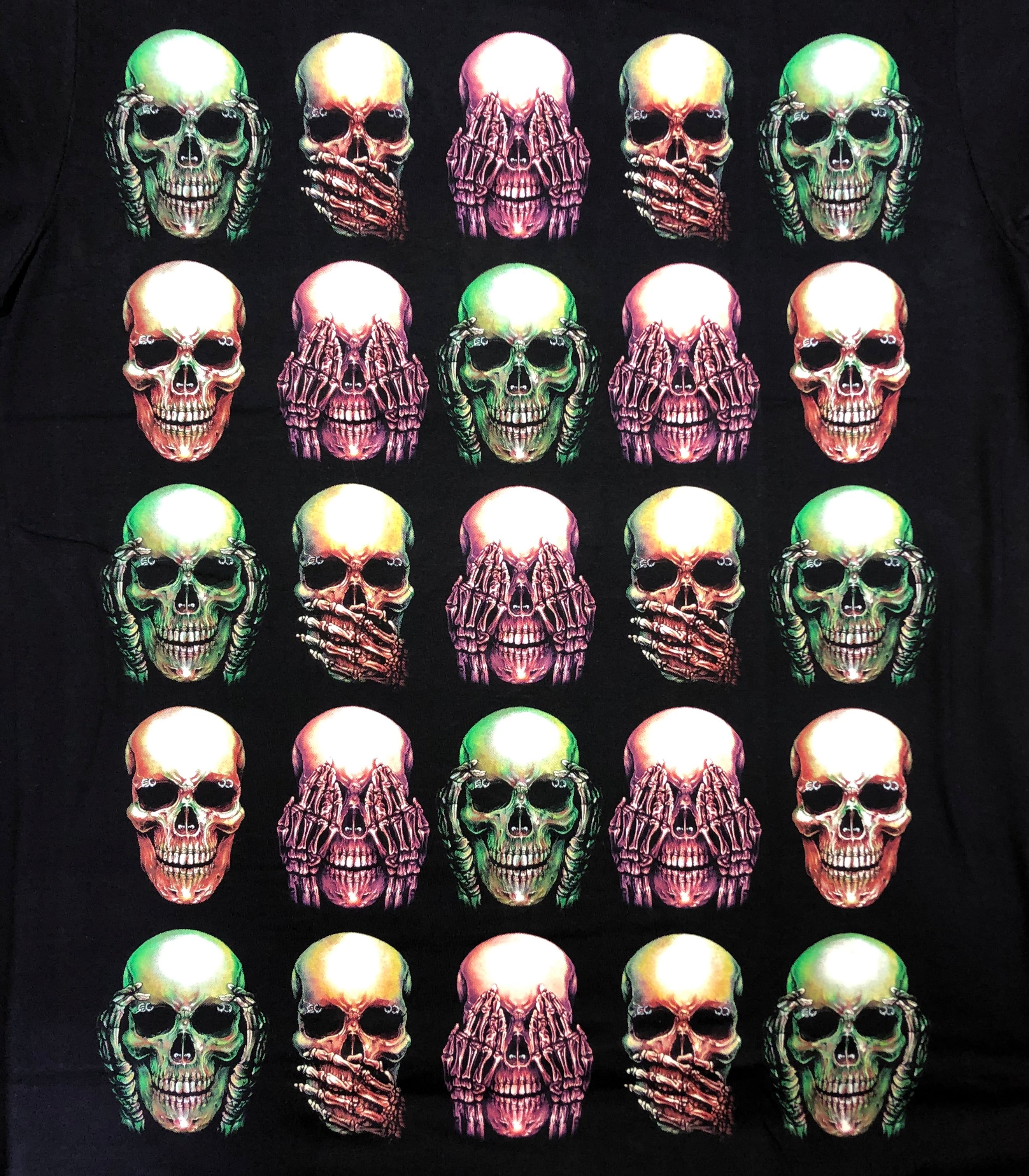 25 Skulls - SK15