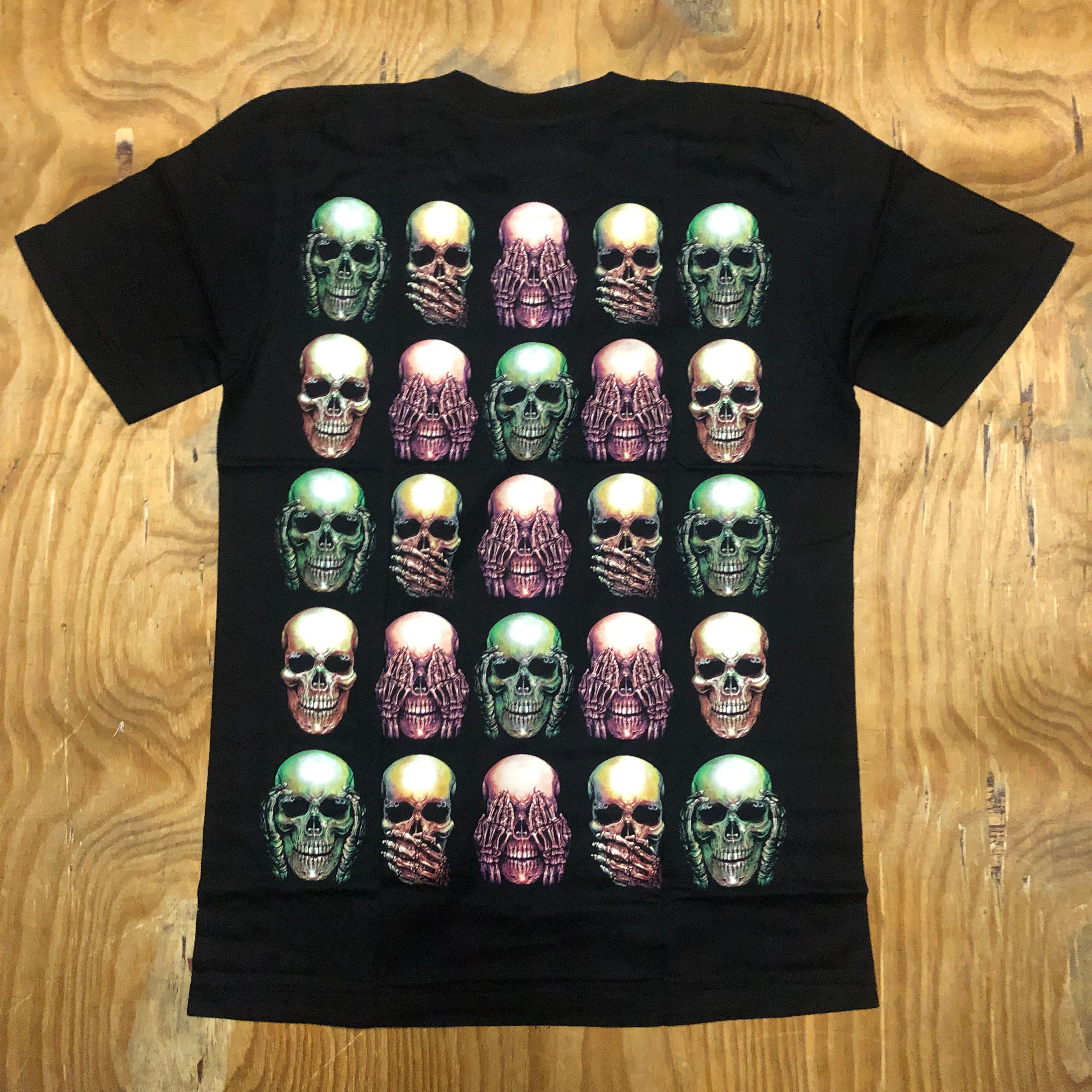 25 Skulls - SK15