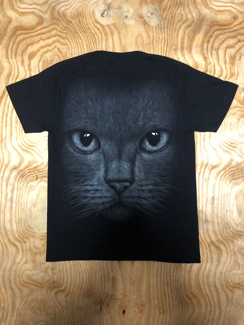 Cat T-shirt - Yellow Eyes - CAT04