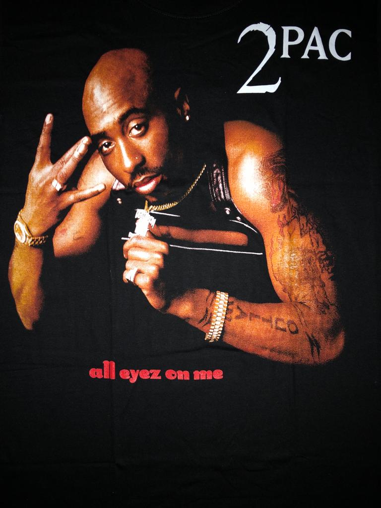 Tupac - All eyez on Me Secondary image