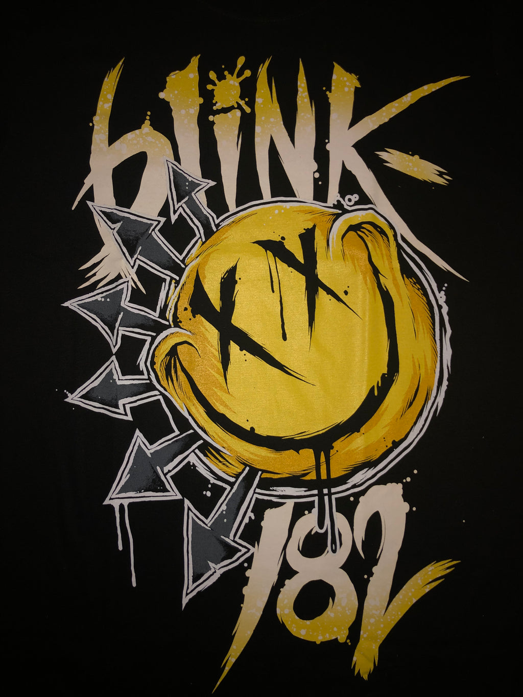 Blink 182 t-shirt - yellow - RCK-028
